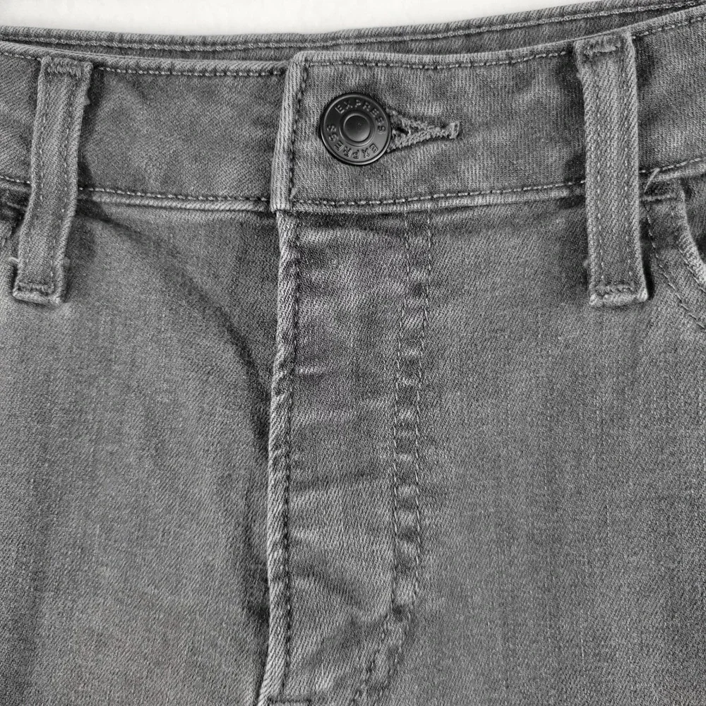 Express Denim Shorts Womens 32 Gray Distressed Cut Off Raw Hem - Picture 6 of 10